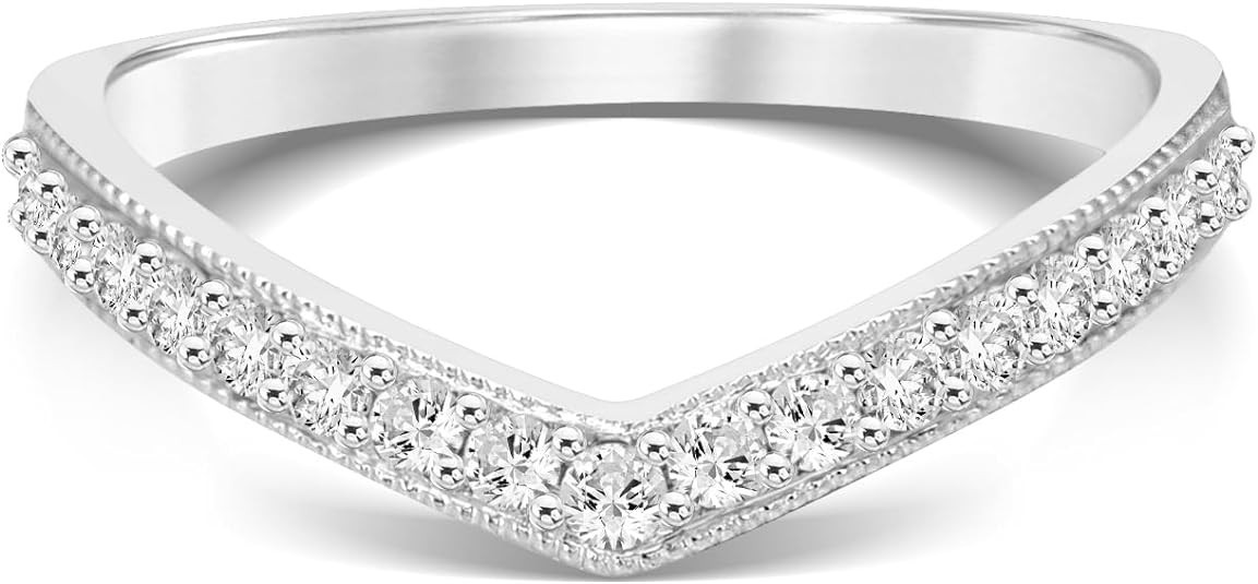 La Joya 1/4-1/2 CT. TW. V-Shaped Women's Lab-Grown Diamond Ring in 10K Solid Gold